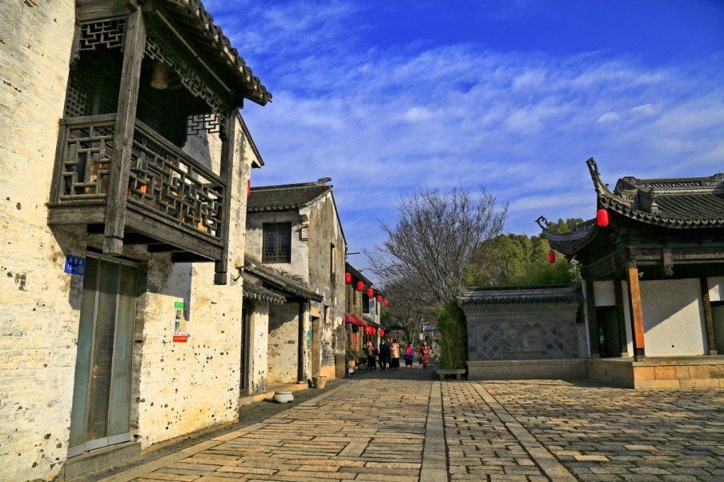 51岁郭富城今日大婚,多段旧情热非议,细数他的旧爱,钟丽缇祝福叶蕴仪变成臃